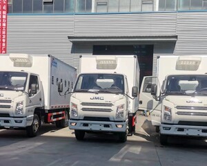 舞臺車、廣告車、清障車、瀝青灑布車及汽車零配件價格與生產全解析